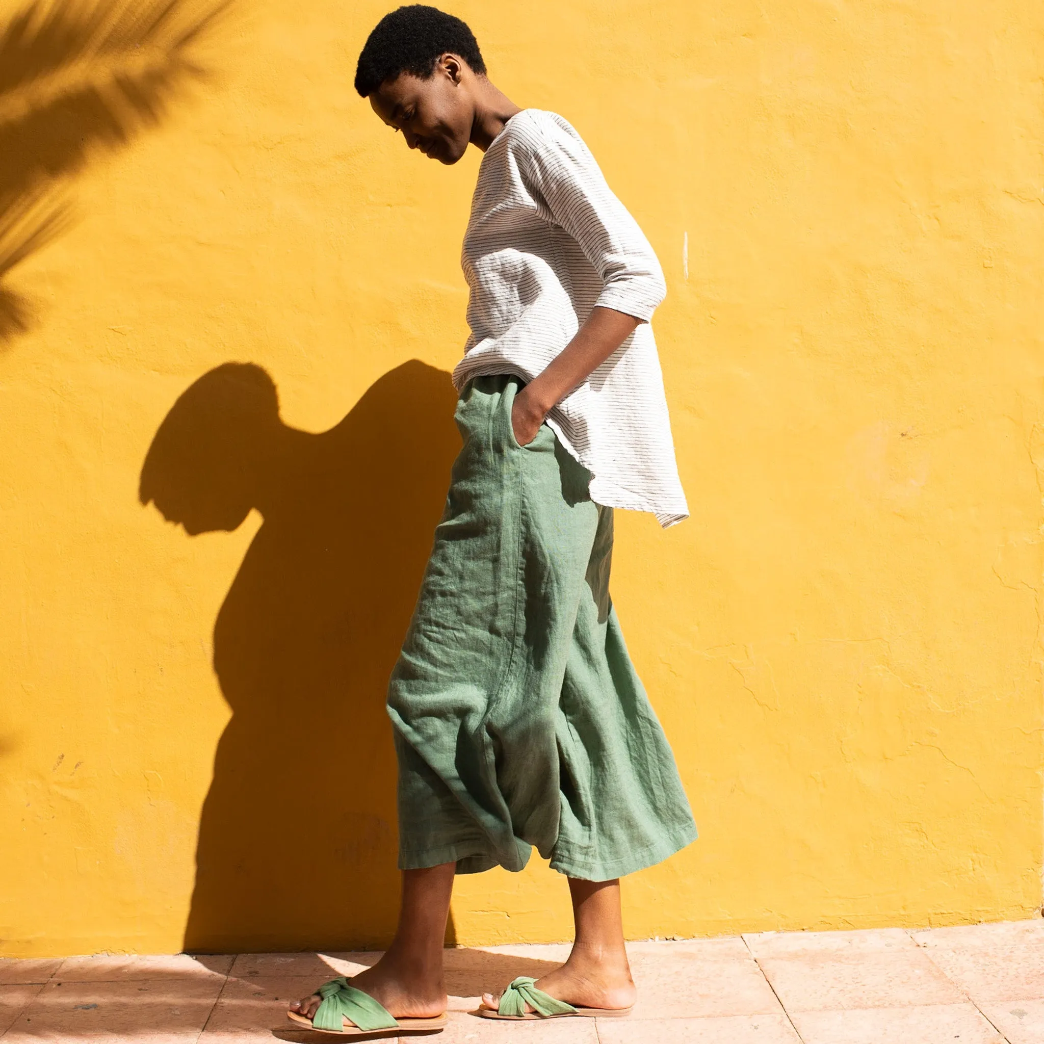 R: Maxi WELS wide leg linen pants (Size: XS; Color: Oat Milk)