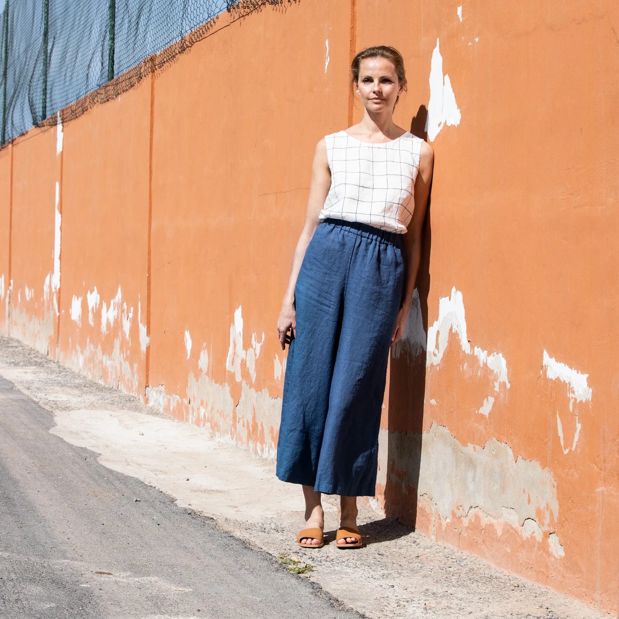 R: Maxi WELS wide leg linen pants (Size: XS; Color: Oat Milk)