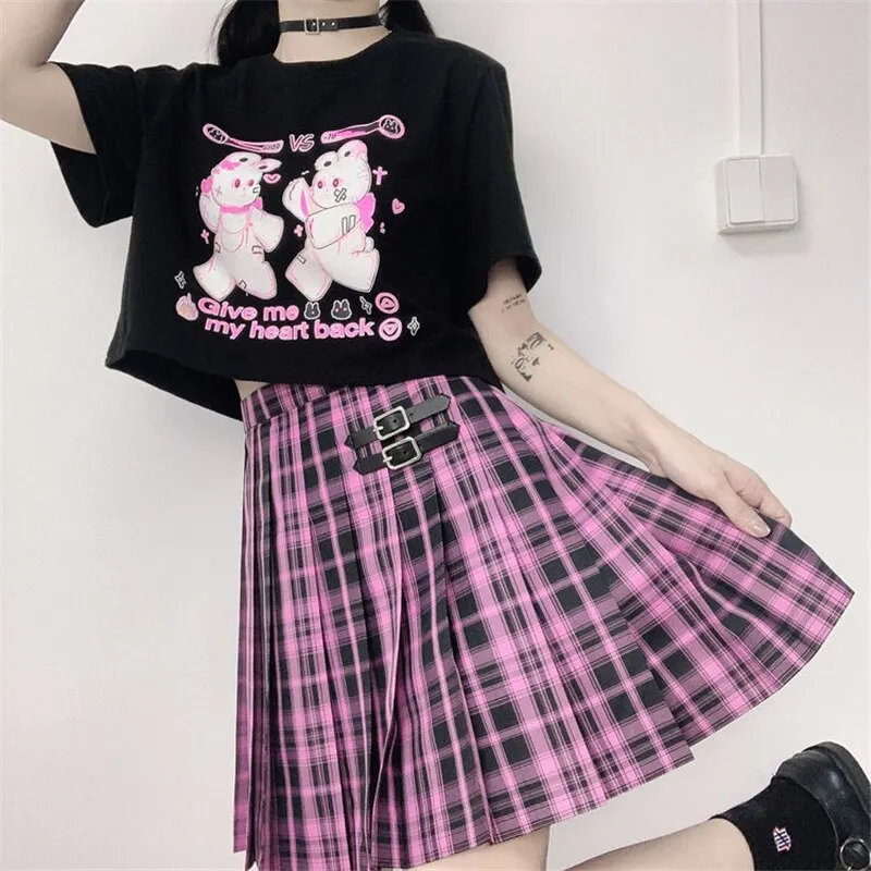 Rabbit VS Heart Crop Top