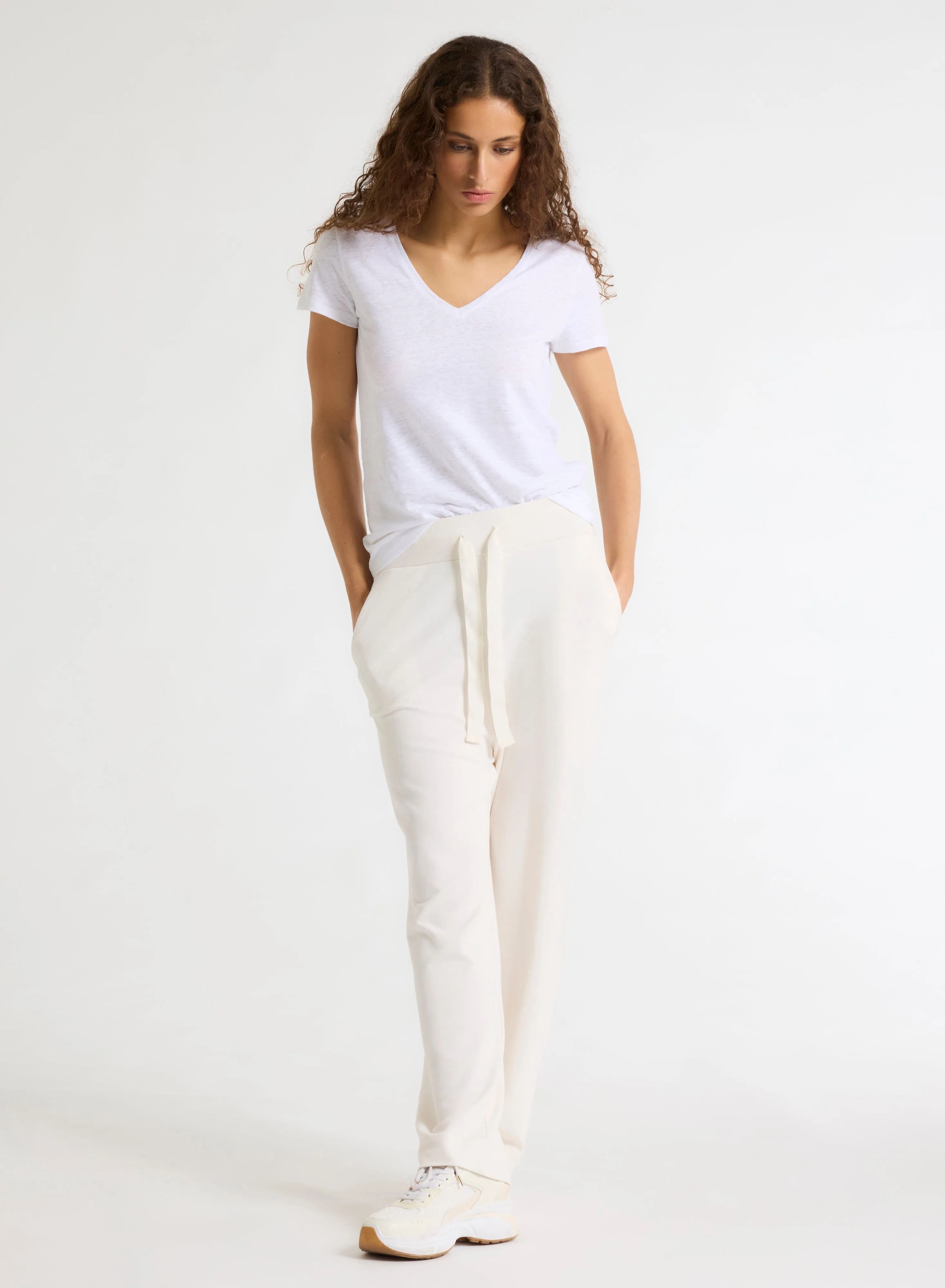 T-shirt Blanc Col V Manches Courtes en Lin et Elasthanne