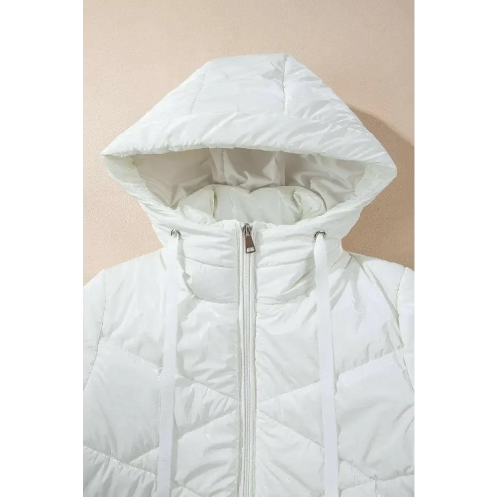 Timeless Quilted Puffer Coat Elevates Luxury Fashion for Women