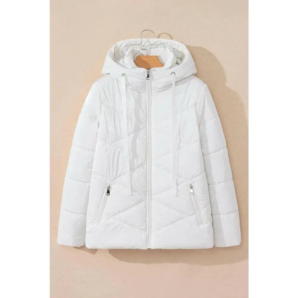 Timeless Quilted Puffer Coat Elevates Luxury Fashion for Women