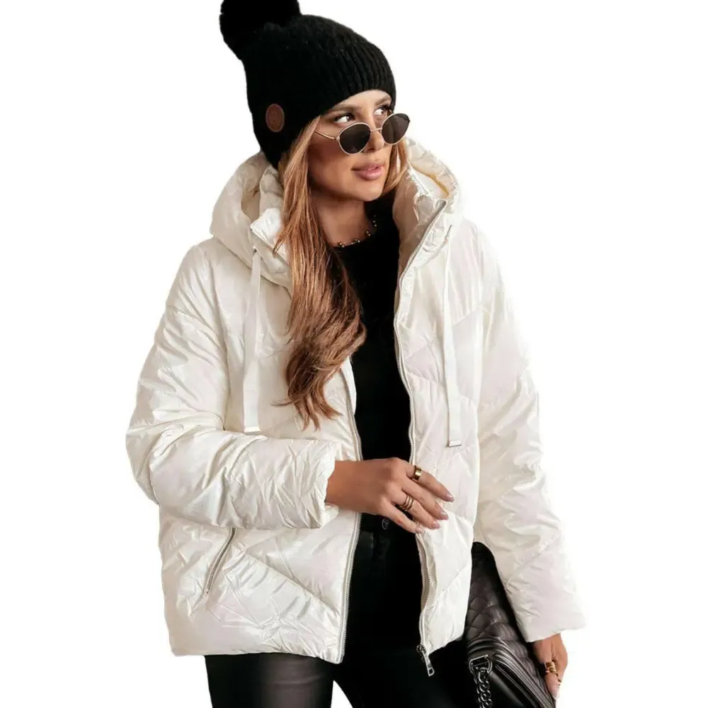 Timeless Quilted Puffer Coat Elevates Luxury Fashion for Women