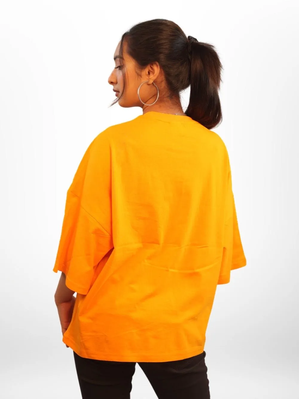 WHAT KIND OF A WOMAN DOSEN'T HAVE AN AXE Graphic Printed Womens Drop Shoulder T-shirt Legacy Boutiques Bangladesh